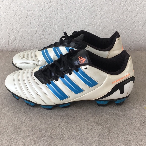 soccer cleats size 10